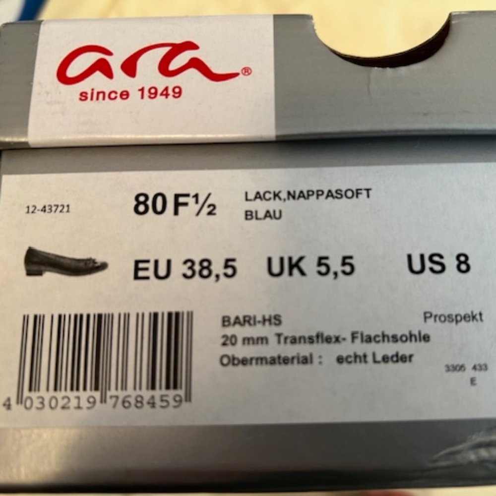 Ara Red Patent Ballet Flats (8) - Picture 4 of 8